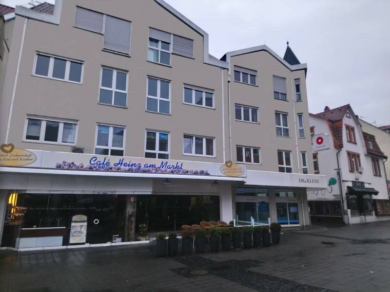NB Business Center 0