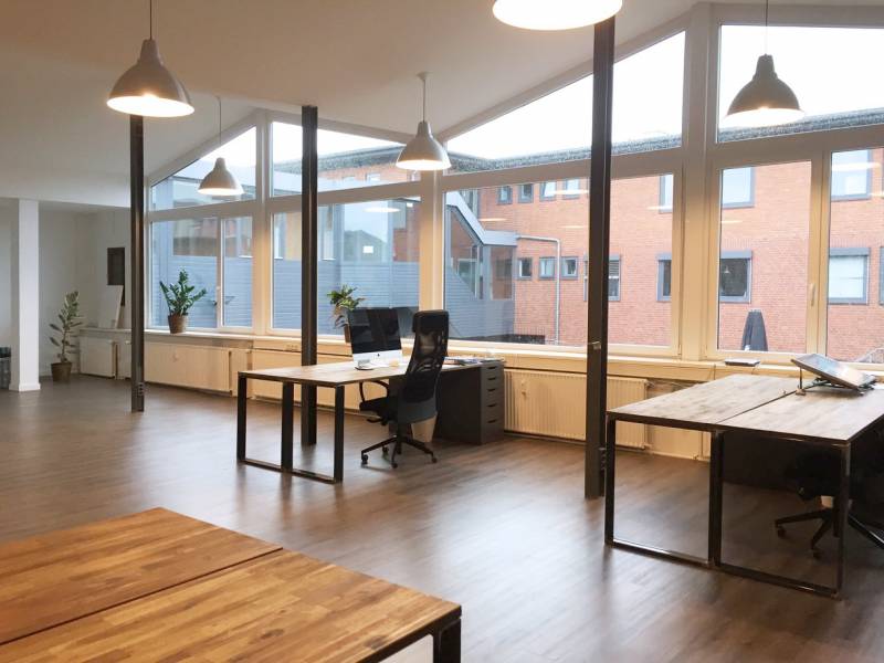 Coworking Fenster zum Hof