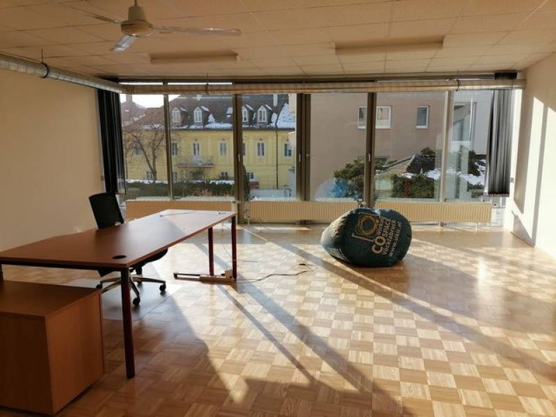 COworkingSPACE 4840