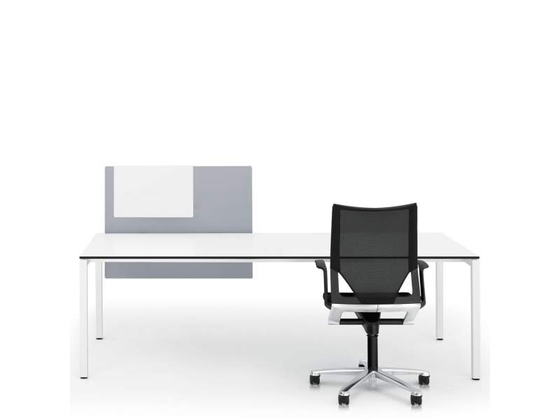 Schreibtisch weiß, 4-Fuss, Schreibtisch modern groß, Schreibtisch mit Sichtblende, Rückwand , Designer Schreibtische, Lista Office LO, Bürotisch LO Motion Flextisch