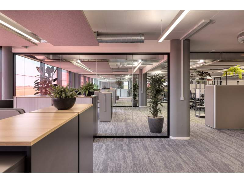 Büroplanung WSA OFFICE PROJECT AG - Planung KNUCHEL FARBEN AG