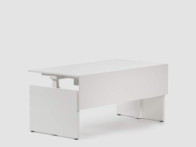 elektrisch höhenverstellbarer Schreibtisch Büro Schreibtische weiss Bürotisch Wangenfuss Bene Classic Lift