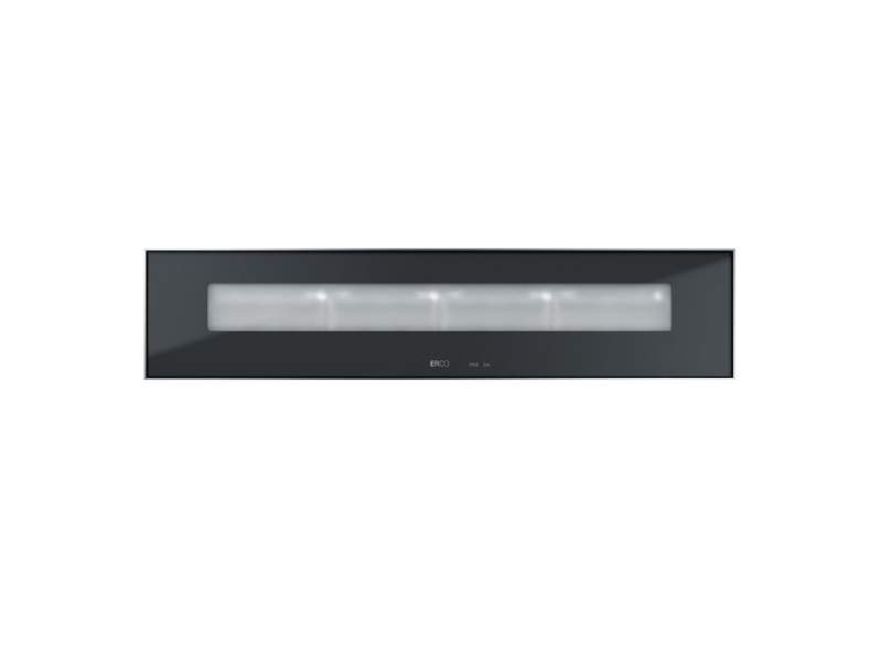 Rechteckige LED-Wandleuchte Site von ERCO mit schmaler Lichtaustrittsfläche und modernem, schwarzem Gehäuse – ideal für architektonische Akzentbeleuchtung im Außenbereich.