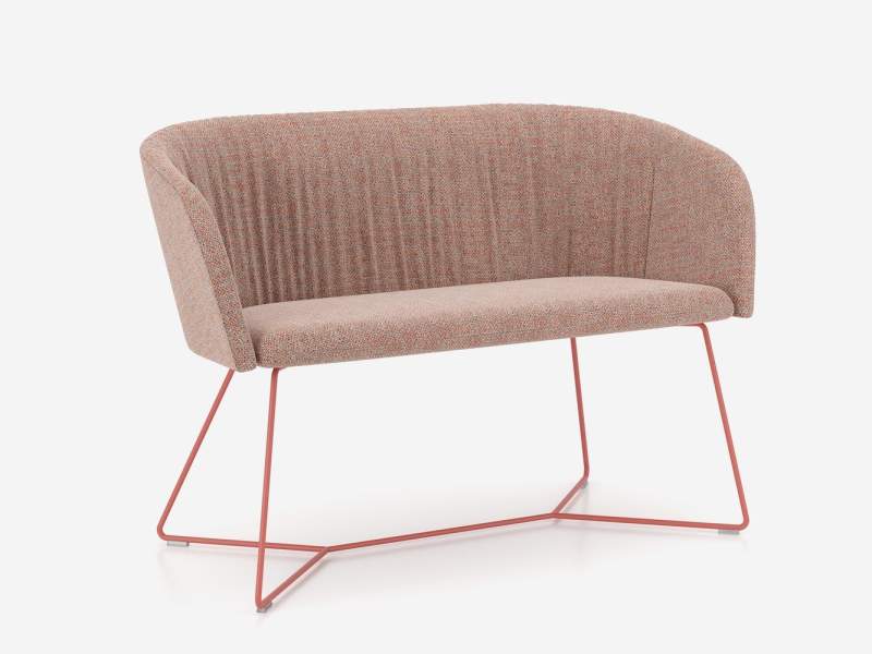 Nowy Styl Naudu Sofa mit gepolsterter Sitzschale und filigranem Metallgestell