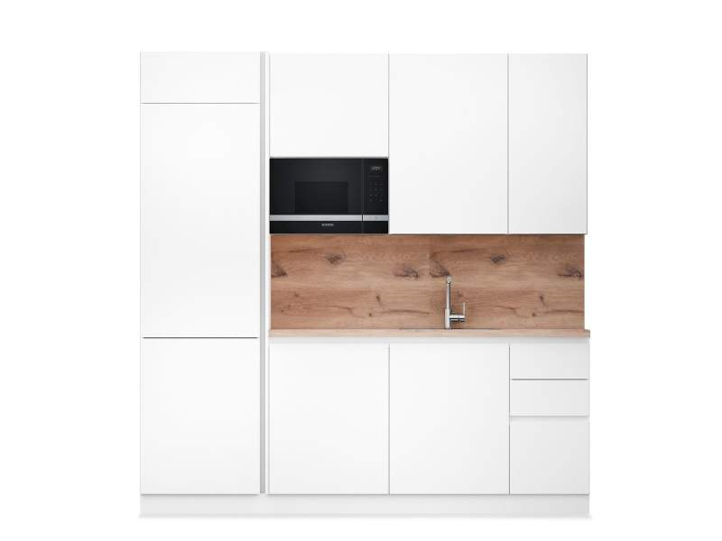 Büroküche Assmann Büromöbel Bistrino mit integrierter Küchenzeile und Holzrückwand
