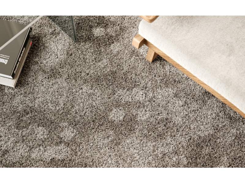 Object Carpet Pebble Teppichboden im Wohnbereich mit unregelmässiger, fein strukturierter Oberfläche