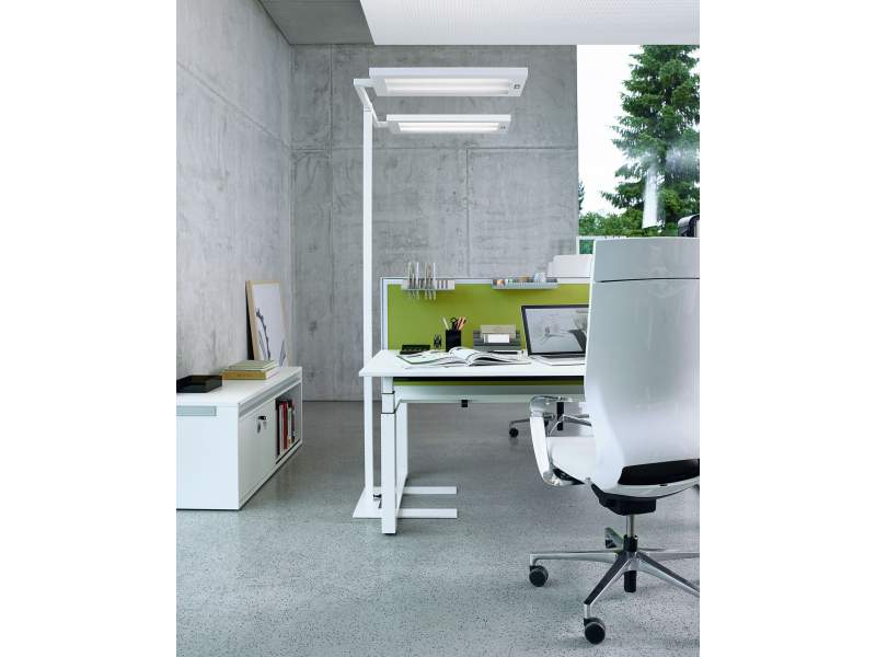 Stehlampe Tageslicht Designer Stehleuchte ergonomische Büroleuchte Waldmann, LAVIGO