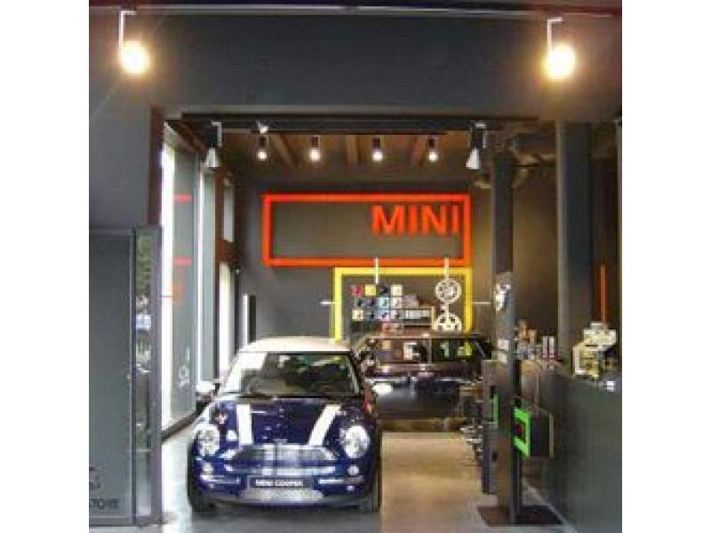 Showroom Mini Cooper, Antwerpen (BE)