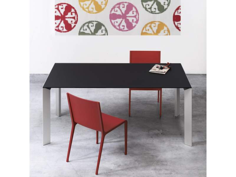 Schwarzer Schreibtisch modern Schreibtische Design schwarze Büromöbel, Kristalia, Nori