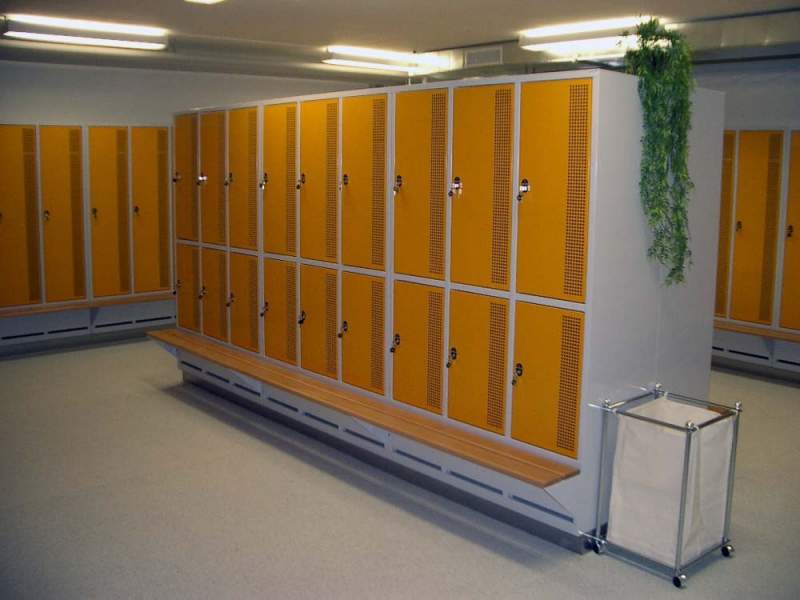 Garderobenschrank Stahl Wagner Uznach Garderobenschränke