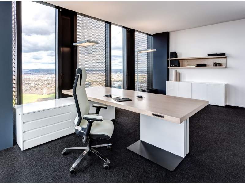 Schreibtisch höhenverstellbar Büromöbel Schreibtische ergonomisch, Neudoerfler, Managementtisch Mark pro plus