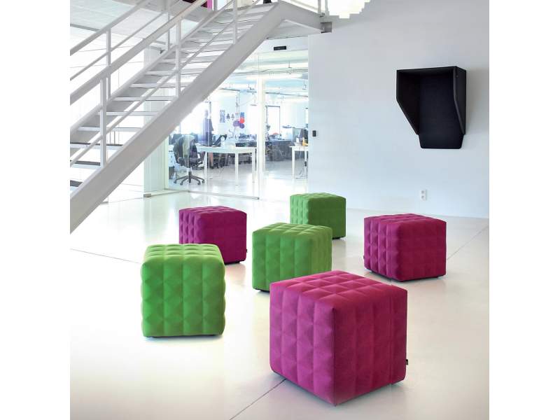 Hocker | Polsterhocker, BuzziSpace, Akustik Sitzelemente BuzziCube 3D