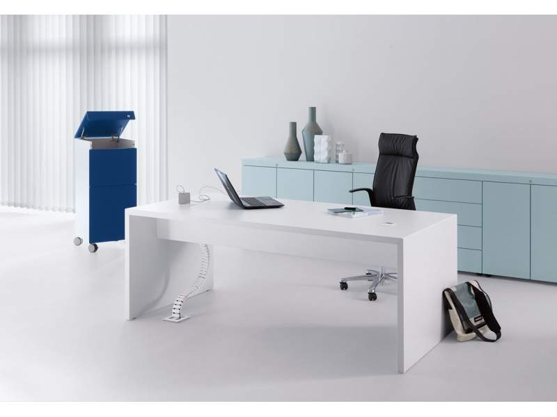 Schreibtisch Wangenfuss Schreibtische weiß, werner works, K-Modul Work und Meet