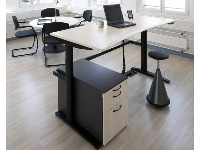 Elektrisch höhenverstellbarer Schreibtisch Büromöbel Ergonomie Schreibtische ergonomisch, BWW, LUNA
höhenverstellbar
mit Memory Funktion