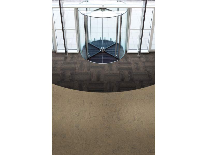 Textiler Bodenbelag Teppichfliesen Interface Barricade One