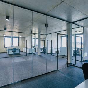Glass Vollwand Trennwandsysteme PAN+ARMBRUSTER PANglass light