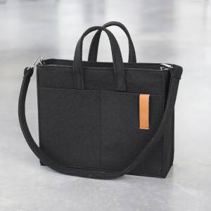 schwarze Tasche Laptoptasche Götessons BringIT+