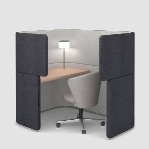 Abgeschirmter Schreibtisch | Büro Schreibtische schallabsorbierend, Büromöbel, Bene, Akustik Trennwand DOCKLANDS Dock-In Bay