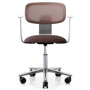 HÅG Tion mesh Bürostuhl von Flokk in Braun mit Netzrückenlehne und Armlehnen, Frontansicht