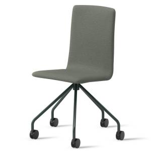 Skandiform Bombito High Stuhl mit Rollen, gepolstert, grüner Bezug, schwarzes Gestell – ergonomisch flexibel für moderne Büros