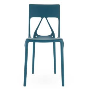 Stuhl Kartell A.I. Lite aus recyceltem Kunststoff ohne Armlehnen für flexible und leichte Sitzlösungen