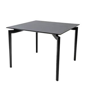 Rechteckiger Tisch Dietiker Fram Table mit schlanken Beinen und klarer, reduzierter Rahmenkonstruktion