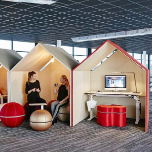 Telefonzelle, Götessons, The hut