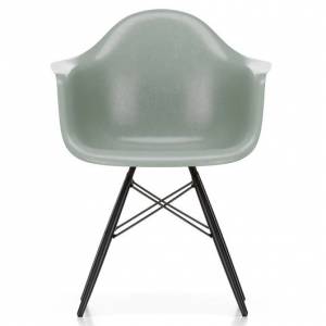 Designer Besucherstuhl mit Armlehnen Besucherstühle Konferenzstuhl Klassiker Konferenzstühle Vitra Eames Fiberglass Armchair DAW