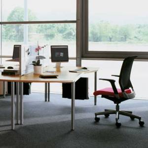 Schreibtisch Füsse Rundrohr abgewinkelte Platte,| Büro Schreibtische | Büromöbel, Hund, C4