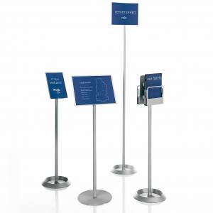 Infotafeln Caimi Battista totem