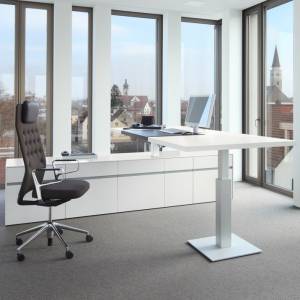 Elektrisch höhenverstellbarer Schreibtisch exklusiv Designer Schreibtische Sideboard Büro, Renz, Management Schreibtisch Sono
höhenverstellbar