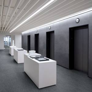 Elastische Bodenbeläge Büro Bodenbelag LVT Interface Luxury Vinyl Tile - Brusched Lines