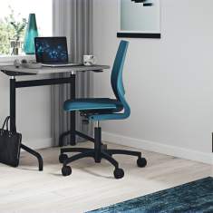 funktionaler Bürotisch höhenverstellbare Bürotische Kinnarps Elevate