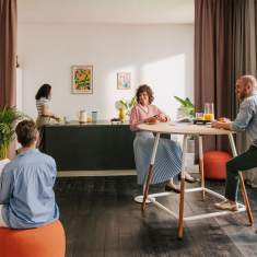Stehtische Holz Stehtisch Büro Konferenztisch hoch Neudoerfler MyMotion Stehtisch
runde Tischplatte