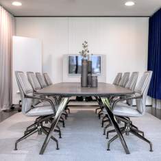 Konfernezstuhl grau Konferenzstühle mit Armlehnen Büro Brunner ray