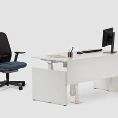 elektrisch höhenverstellbarer Schreibtisch Büro Schreibtische weiss Bürotisch Wangenfuss Bene Classic Lift