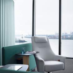 Beistelltisch Tischmodul mit Trennwand Sesel Loungesessel Bene PORTS Lounge Task Lounge
