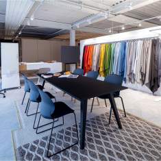 Haworth Anyway Connect Besprechungstisch im modernen Meetingraum