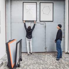 Transportwagen schwarz Wagen auf vier Rollen für das flomo board Westermann flomo caddy