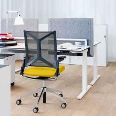 Girsberger Camiro Drehstuhl am Arbeitsplatz im Büro