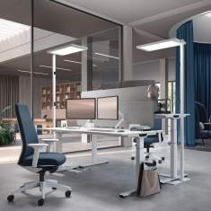 Stehlampe Tageslicht Designer Stehleuchte ergonomische Büroleuchte Waldmann Neue Generation LAVIGO