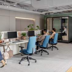 Büro Drehstuhl blau Drehstühle mit Armlehnen Bürostuhl gepolstert Haworth Aloha Active Upholstered Back