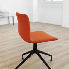 Konferenzstuhl Besucherstuhl Seminarstuhl orange ohne Armlehnen Stoff gepolstert 4stern Konferenzstühle Wilkhahn Polsterstuhl Pep