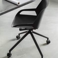 Designer Besucherstuhl Konferenzstuhl schwarz mit Rollen Vierstern Numo Aeris