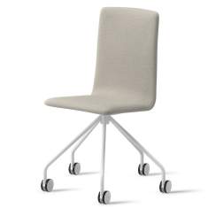 Skandiform Bombito High Stuhl mit Rollen, gepolstert in hellem Stoff, weißes Gestell – elegantes Design für Konferenz- und Arbeitsräume