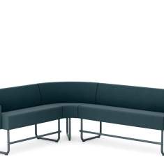 Ecksofa Monolite von Materia in Blau – modulare Sofaserie mit Kufengestell für flexible Raumgestaltung