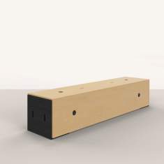 Einzelnes U-Modul aus der Serie space companion von Westermann Products, auf vier robusten Xbrick®-Elementen, minimalistische Formensprache für moderne Räume