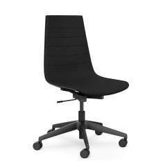 Schwarzer Aeris Linu Drehstuhl mit ergonomischer Polsterung und Flex-Kinematik, auf Rollen.