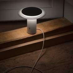 GLARONA Tischleuchte von Schätti Leuchten – elegante LED-Tischlampe mit indirektem Licht