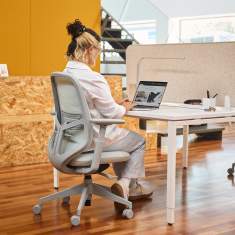 Aloha Pro Bürostuhl von Haworth mit atmungsaktivem Netzgewebe im Home-Office